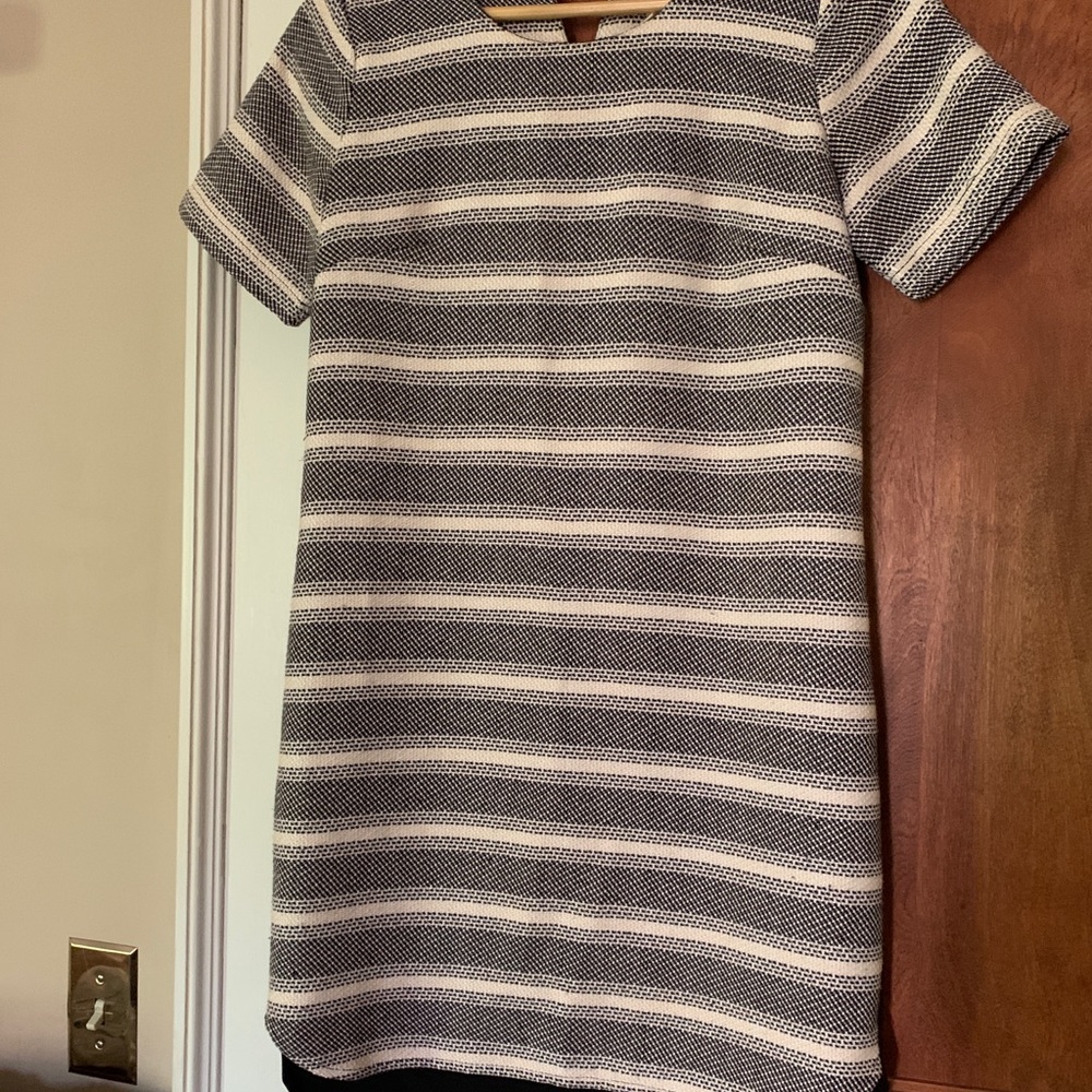 Mo:Vint woven black and blush shift, size XS